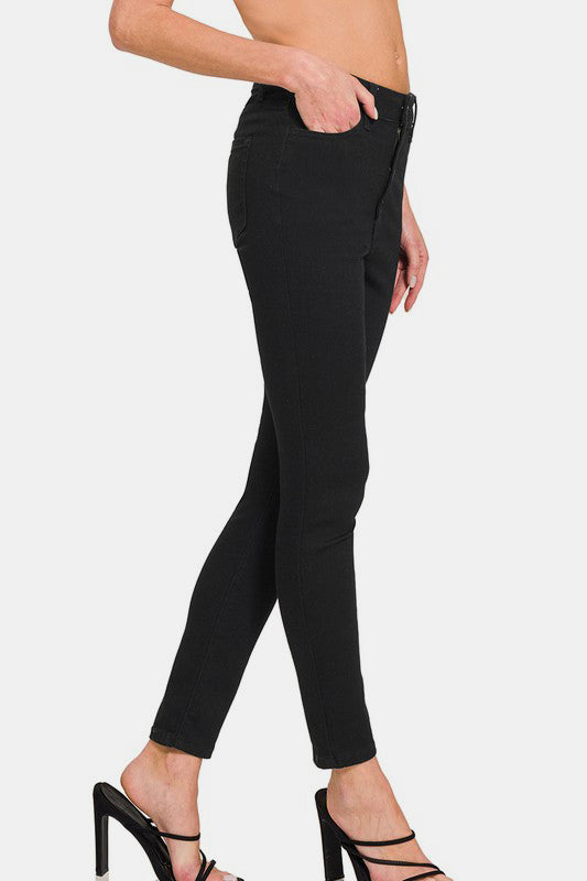 These Zenana high-waisted skinny jeans have a unique design and functional pockets that make it easy to wear them with a variety of tops. Slim-fit tailoring reveals curves, while high-waisted designs elongate the legs. Whether it's casual or formal, these pants will make you exude confidence. Right side view
